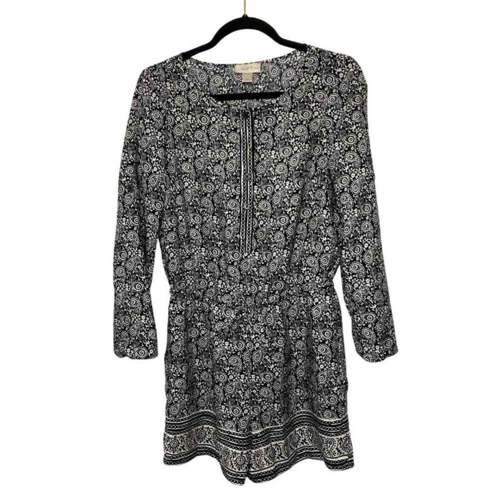 Ann Taylor LOFT Petites Blue and White Paisley Romper